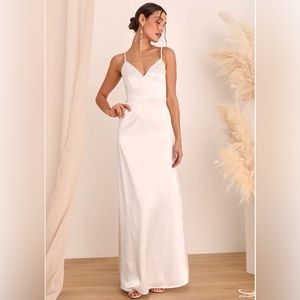 NWT Lulus Ready For Forever White Satin Pearl Tie-Back Bow Maxi Dress SZ Small